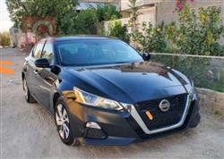 نيسان ألتيما